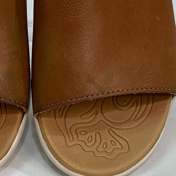 b.ø.c. by Born Tan Brown Slide Sandals Comfort Footbed Women’s 7M - Picture 3 of 10